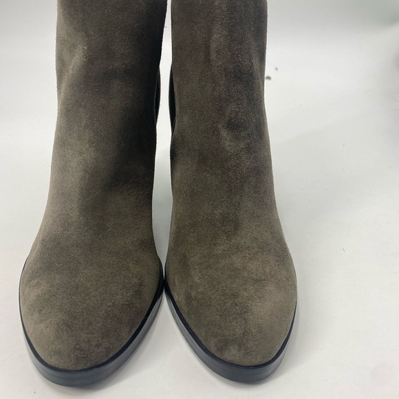 Marc Fisher Saint Suede taupe pull on Chelsea booties 10 - Picture 2 of 9